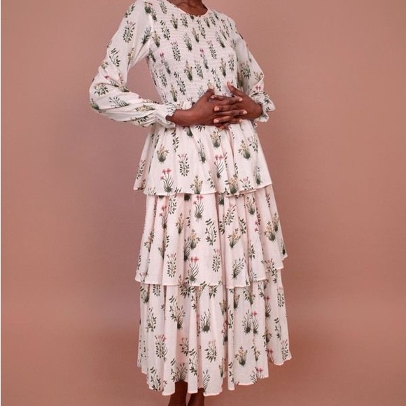 Meadows Floral Printed Tiered Dress - Picture 3 of 10